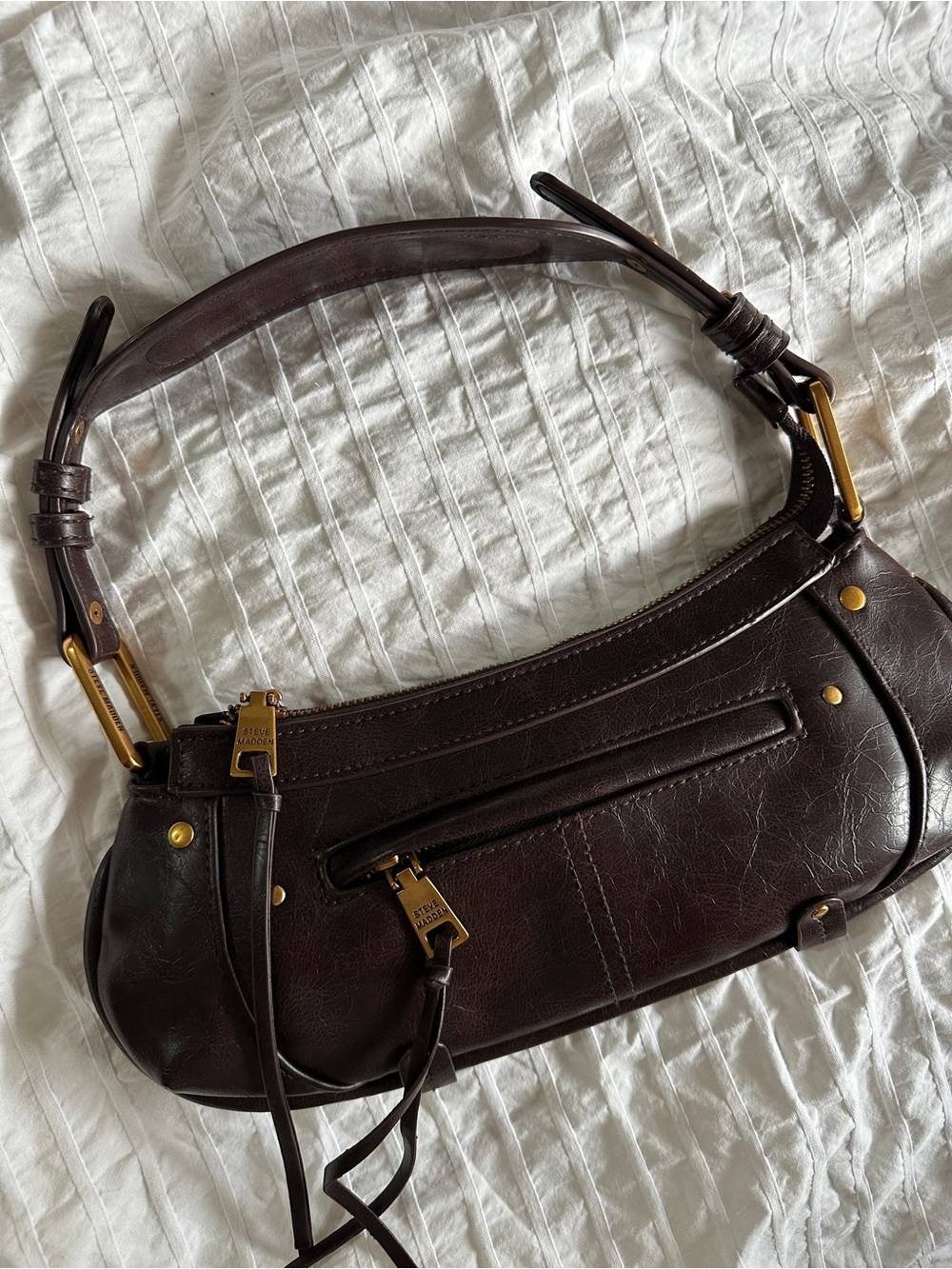 Steve Madden Dark Brown
Shoulder Bag with Gold
Accents